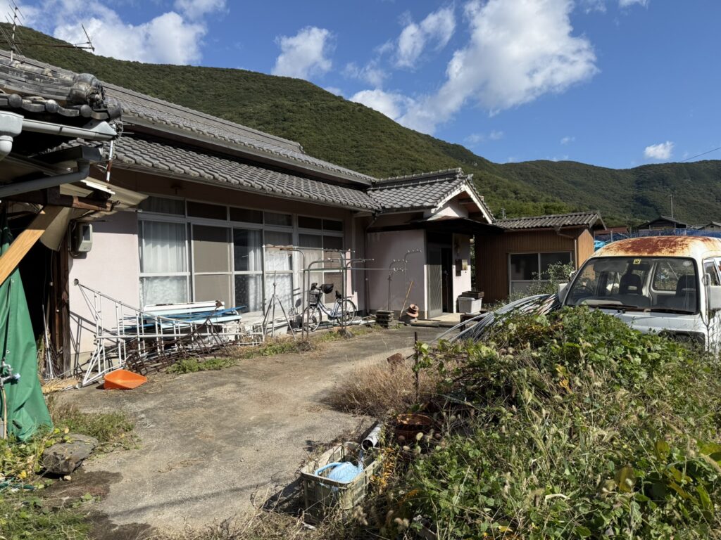 香川県坂出市青海町】庭付き空き家あげます！建物未登記の古民家です