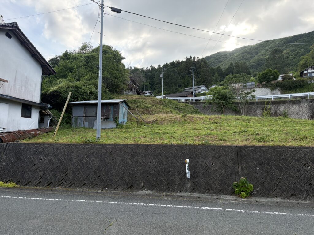 【愛媛県内子町】土地（農地・田畑）あげます！譲ります！